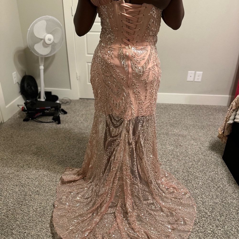 Elegant Pink Evening Dress